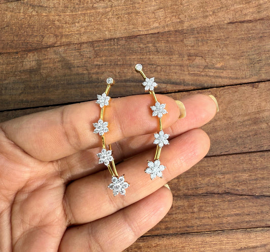 Four flower AD stone earcuffs