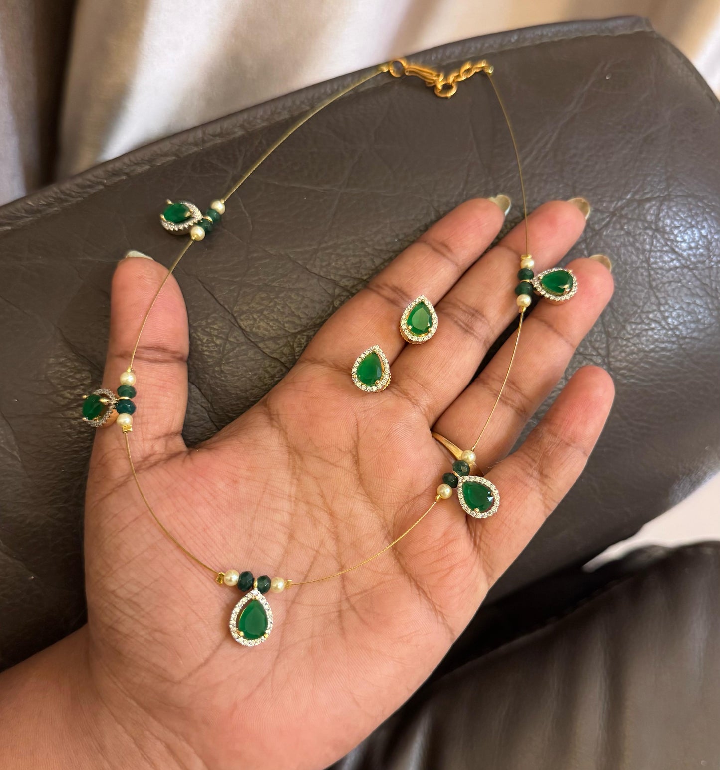 Five pearl drop invisible beads necklace