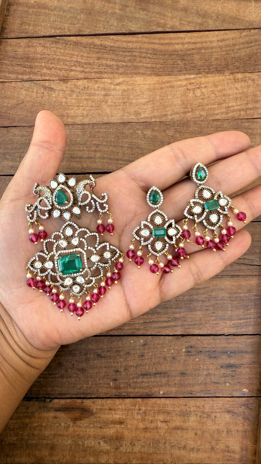 Dual peacock Victorian locket with earrings design3