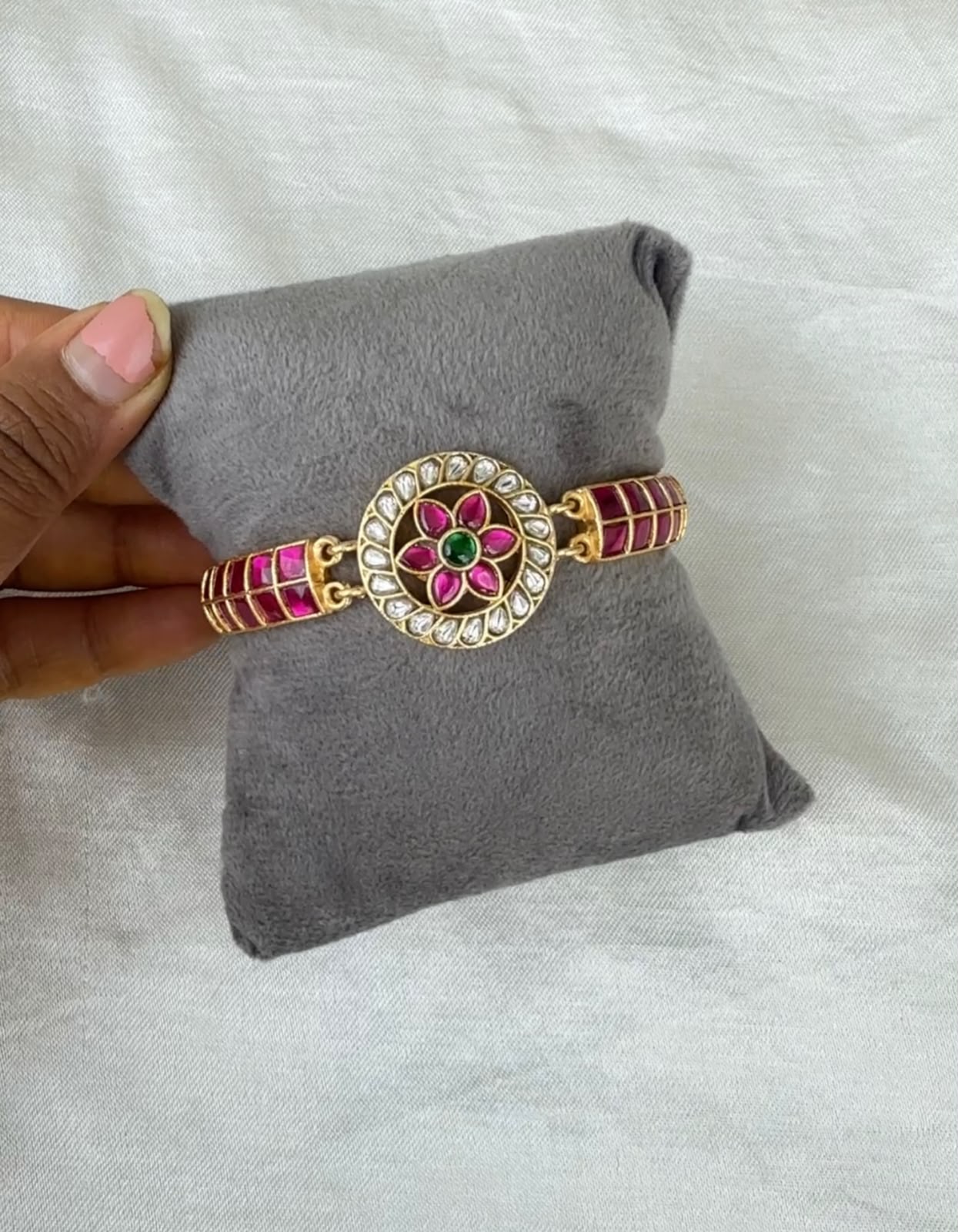 Real kundan flower adjustable kada/bracelet