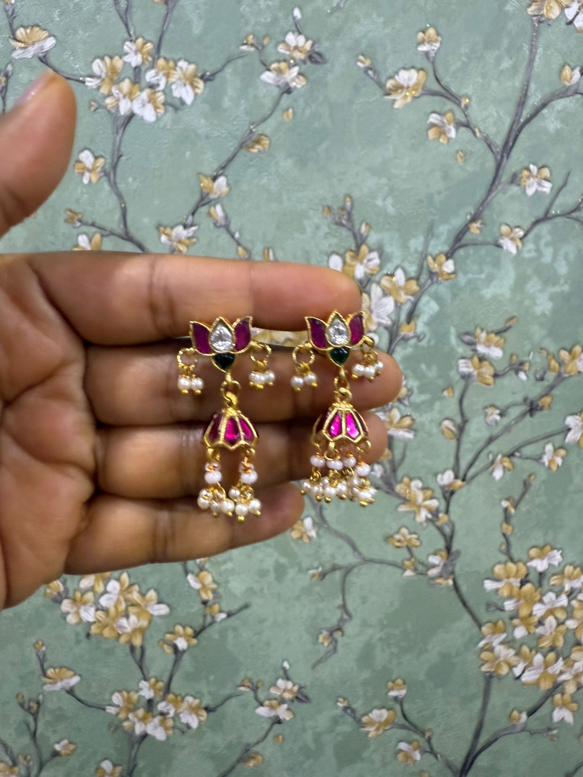 Lotus real kundan chitti earrings