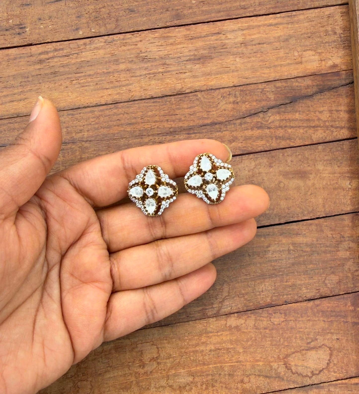 Four stone flower Moissanite earrings