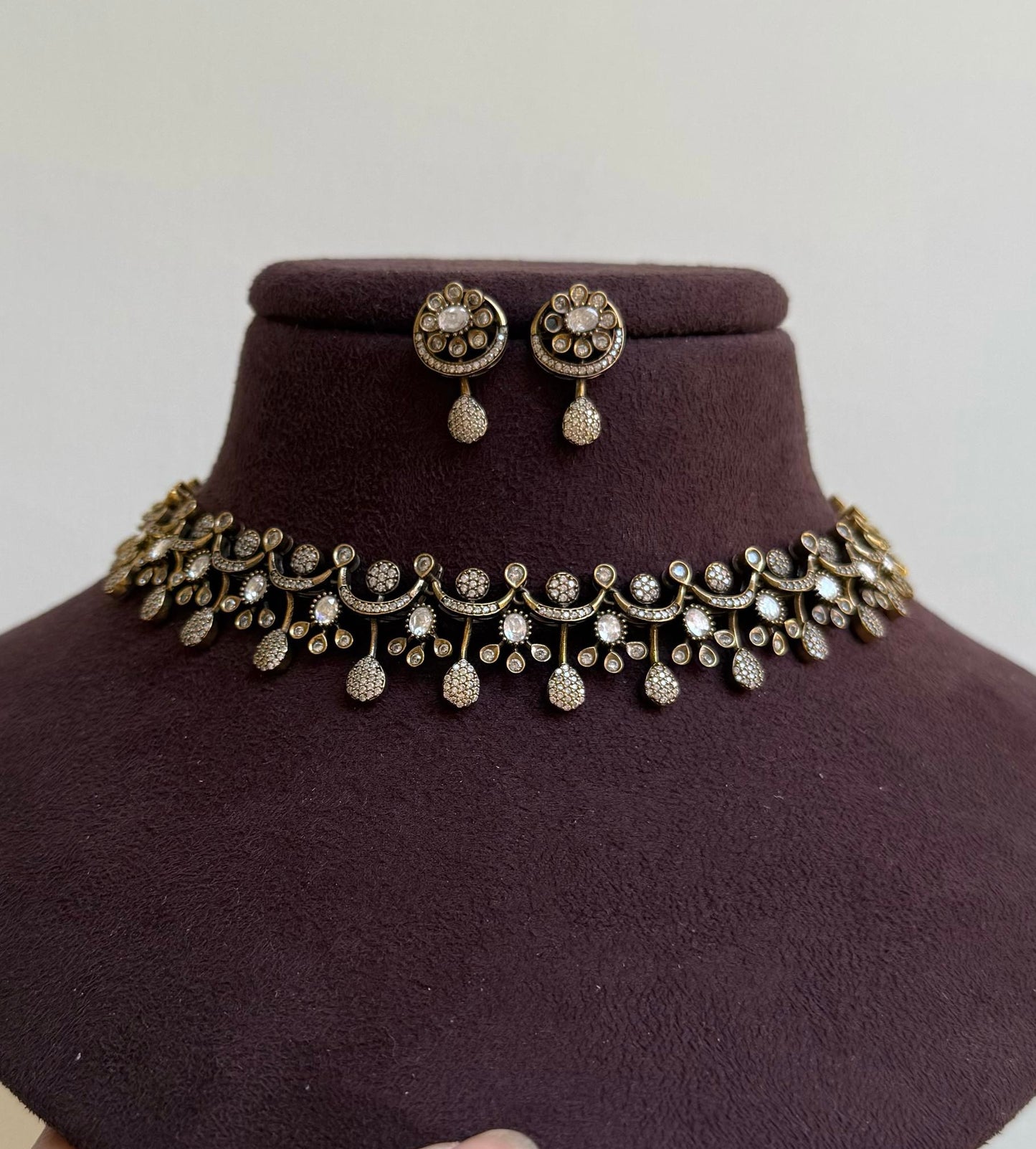 Victorian designer chandbali necklace with earrings