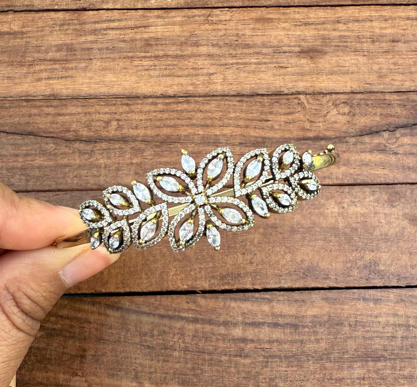 Flower leaf Victorian bracelet