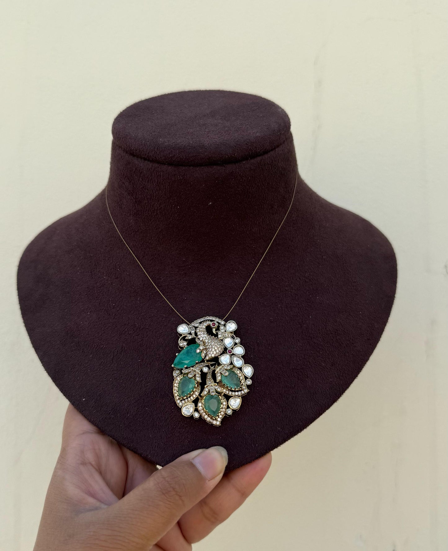 Statement dual shade peacock designer invisible necklace