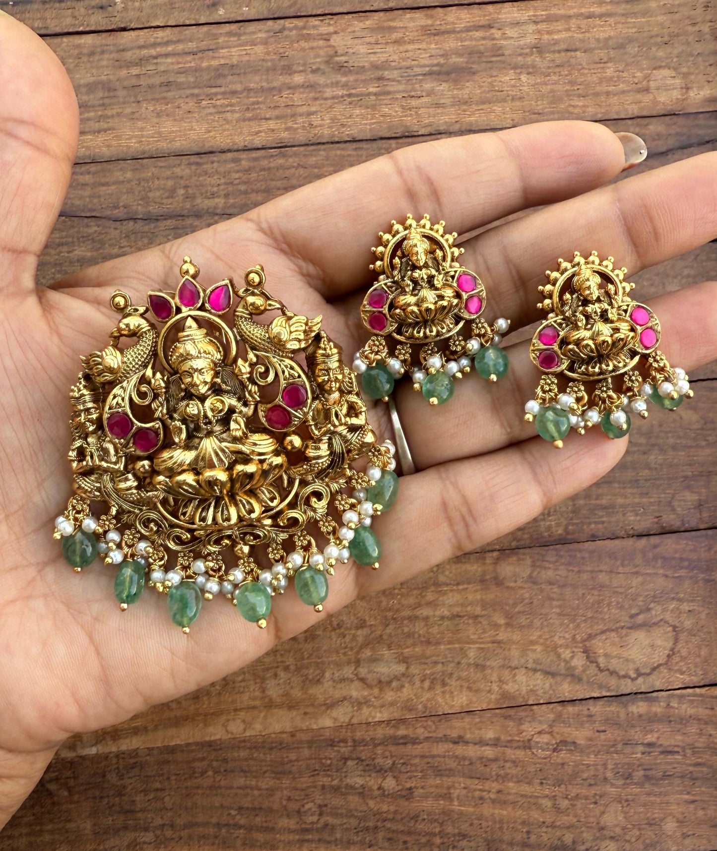 Lakshmi antique real kundan locket combo 5