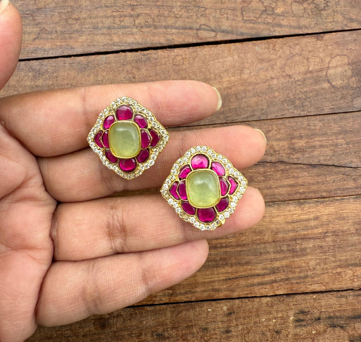 Rhombus multi real kundan studs