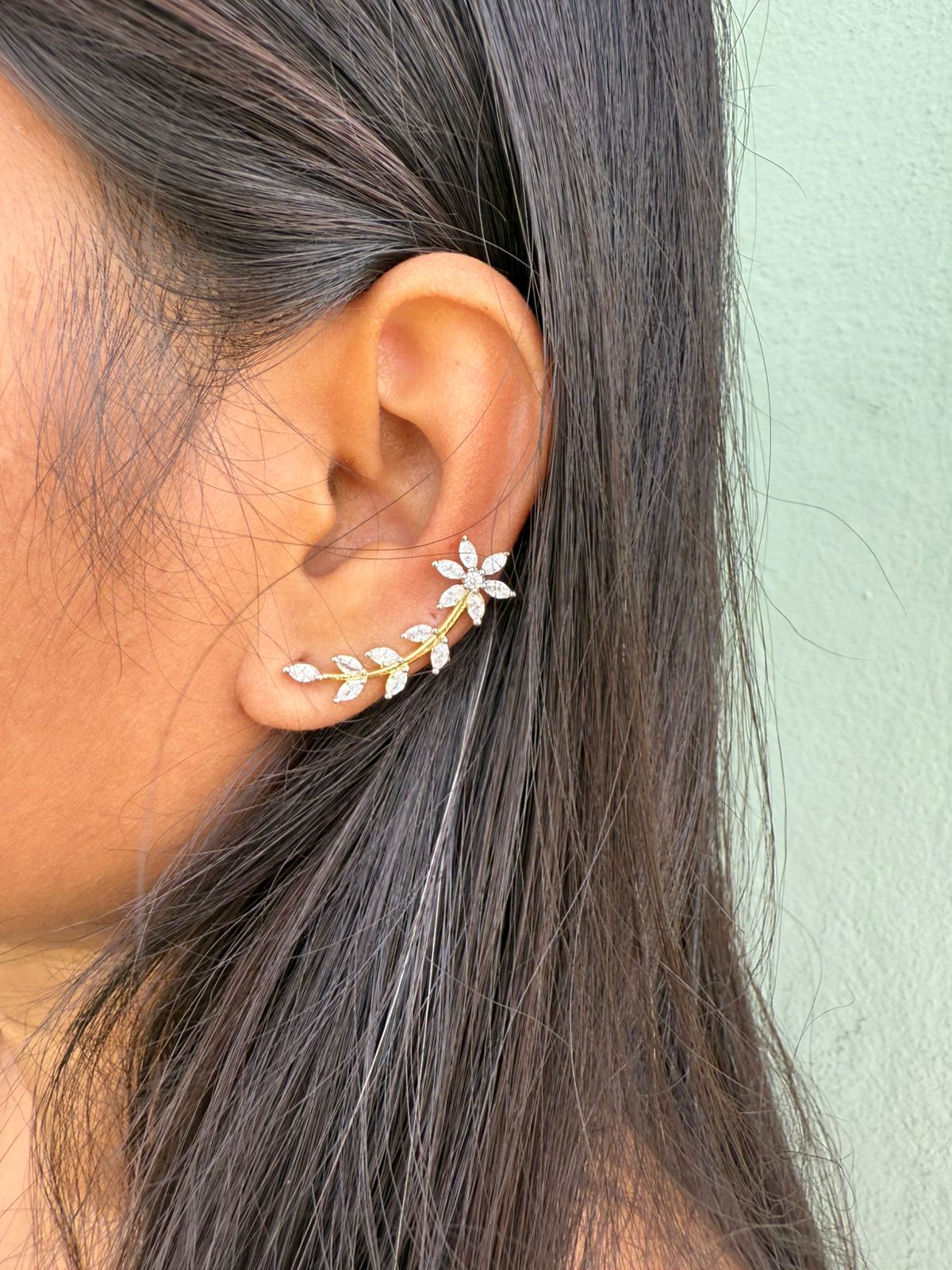 Flower AD stone affordable earcuffs