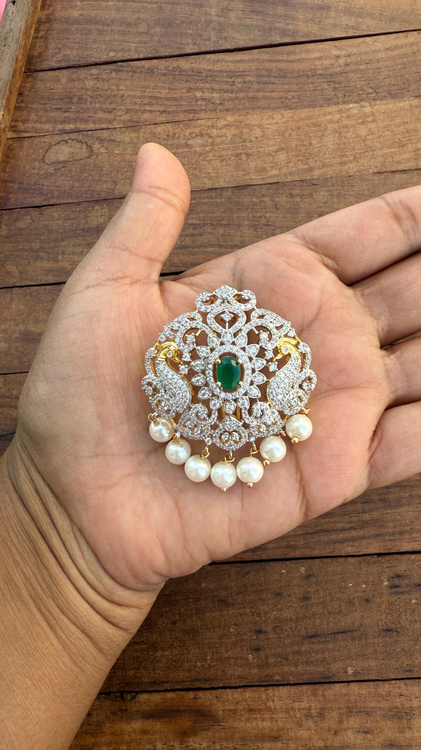 Single piece peacock diamond finish hair pin