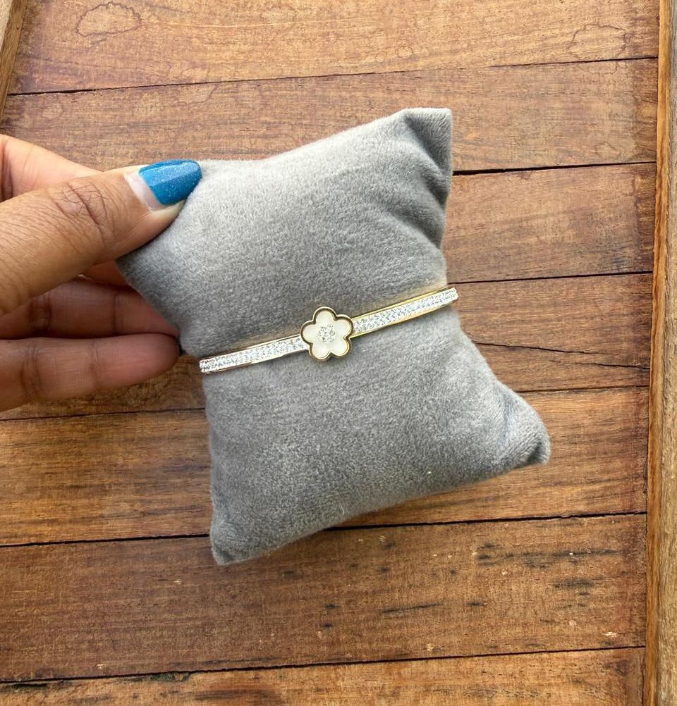 Single flower ceramic stainless steel bracelet