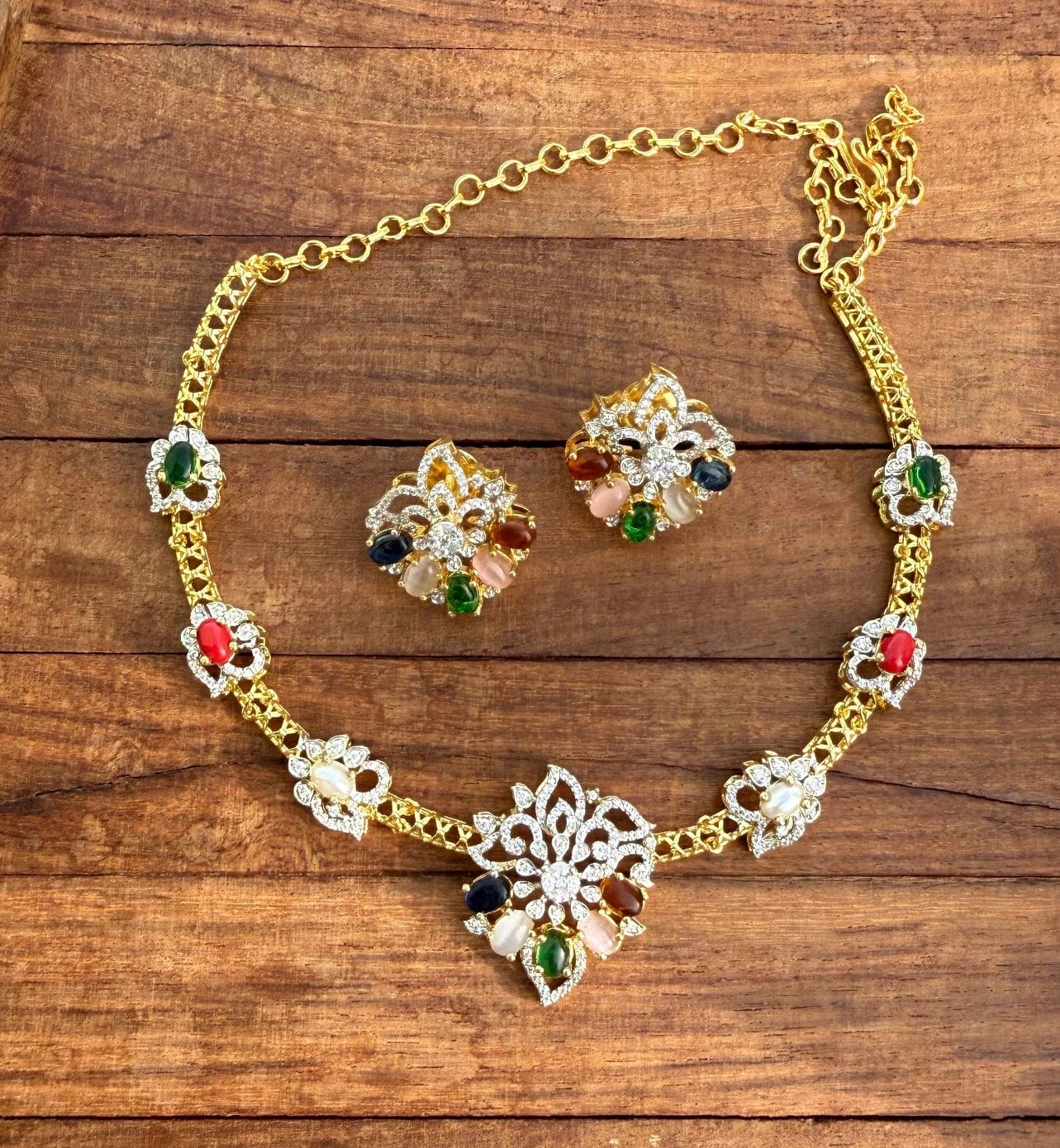 Diamond finish flower embossed navaratan necklace with heavy studs