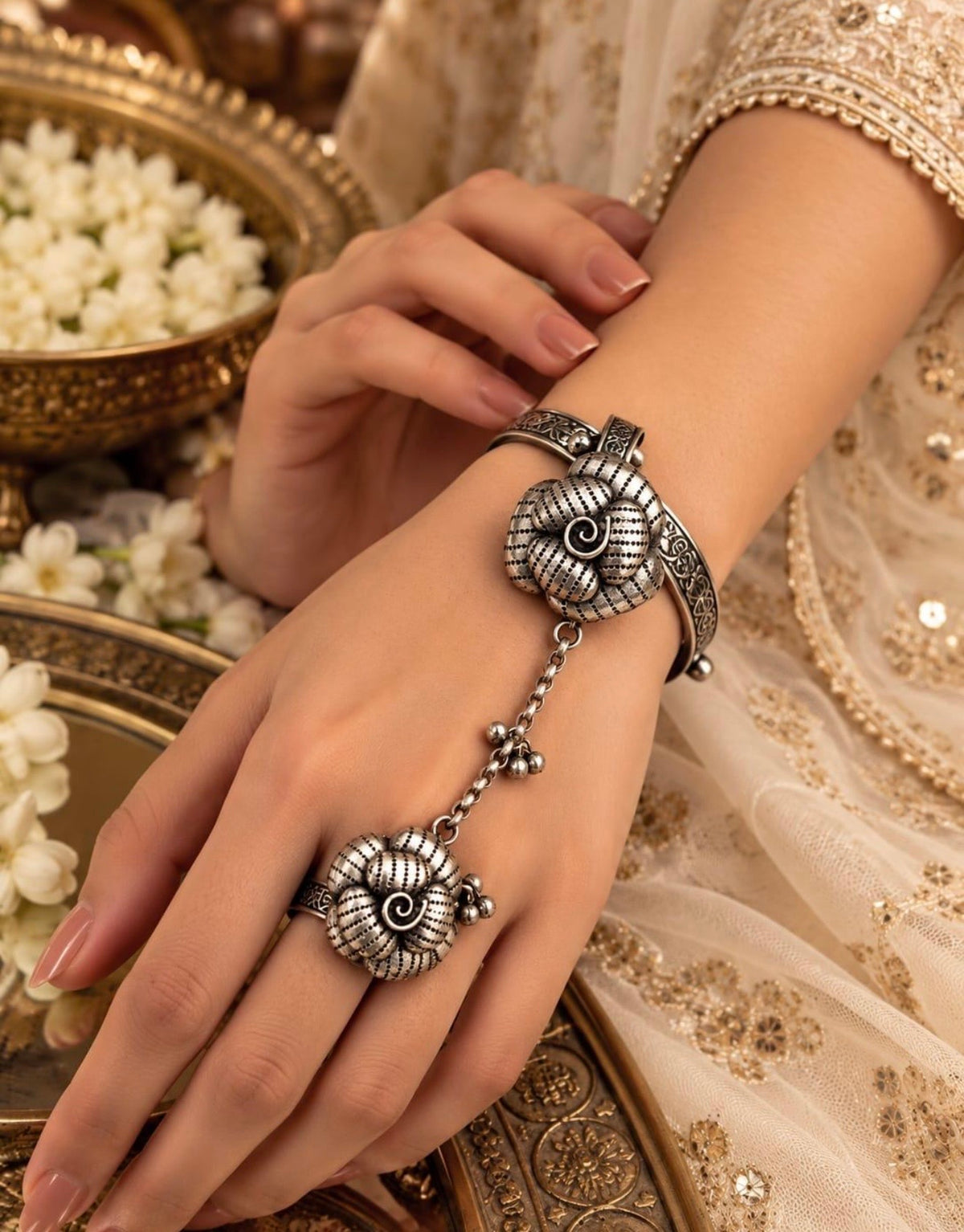 Silver look alike flower Hathpaan Hathphool or hand harness