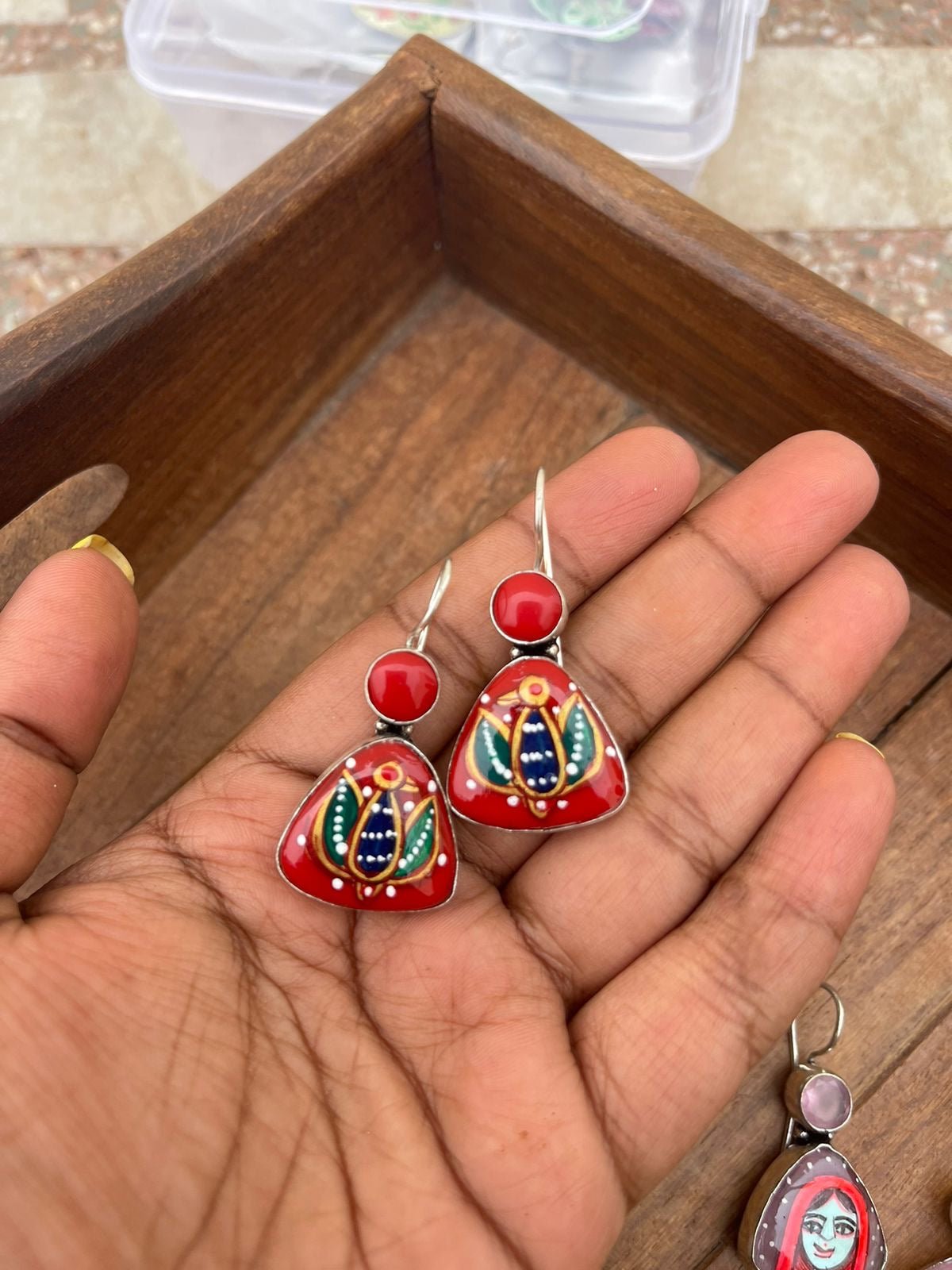 AD stone desi oxidised hooks - Alluring Accessories