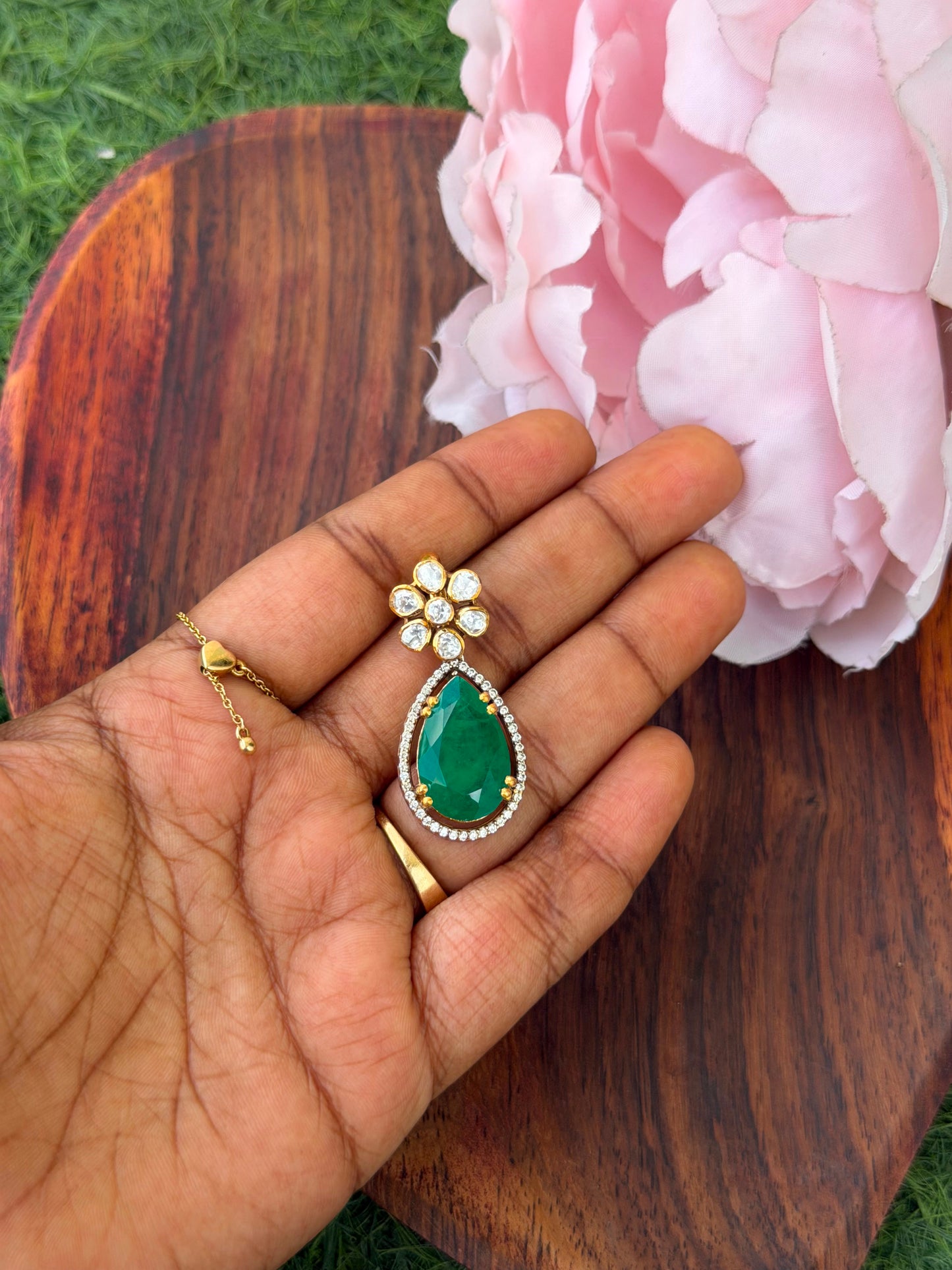 92.5 real silver green flower moissanite locket