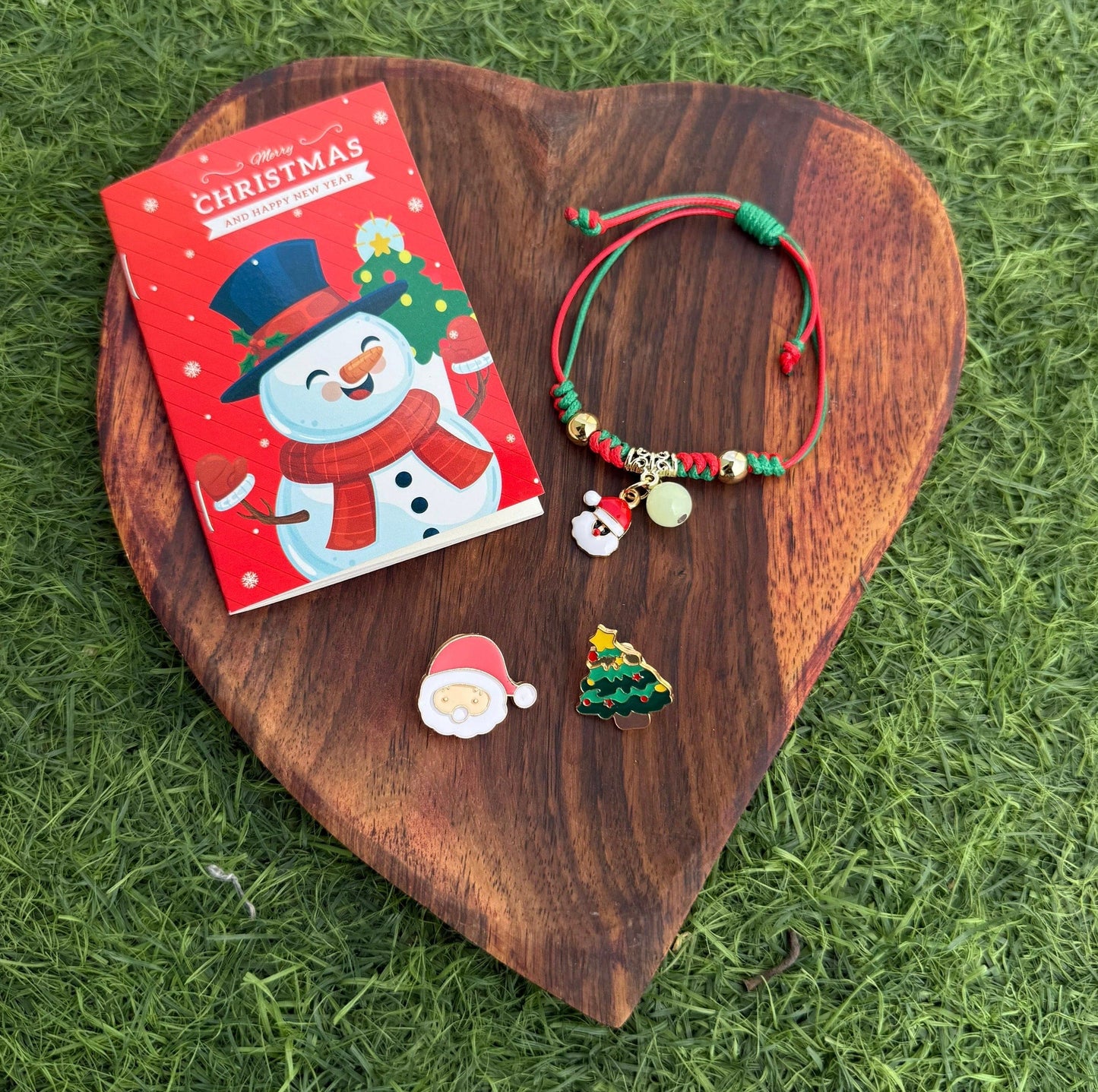 Absolutely FREE - Special christmas Gift and NYE 2026 ( Pack of 3 Items) 😍