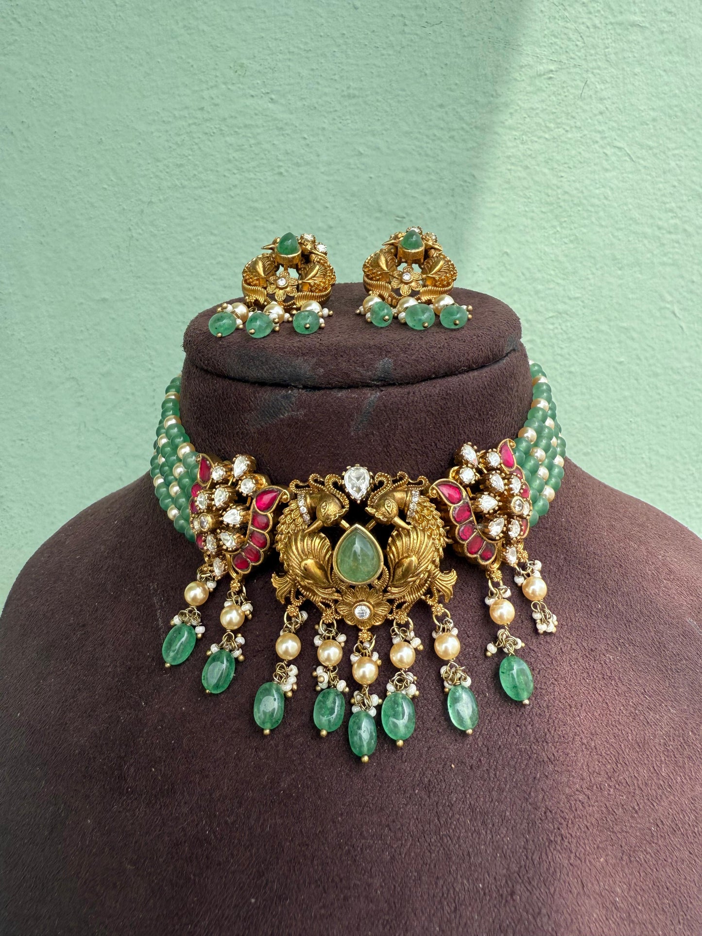 Peacock mossanite antique monalisa beads choker with earrings