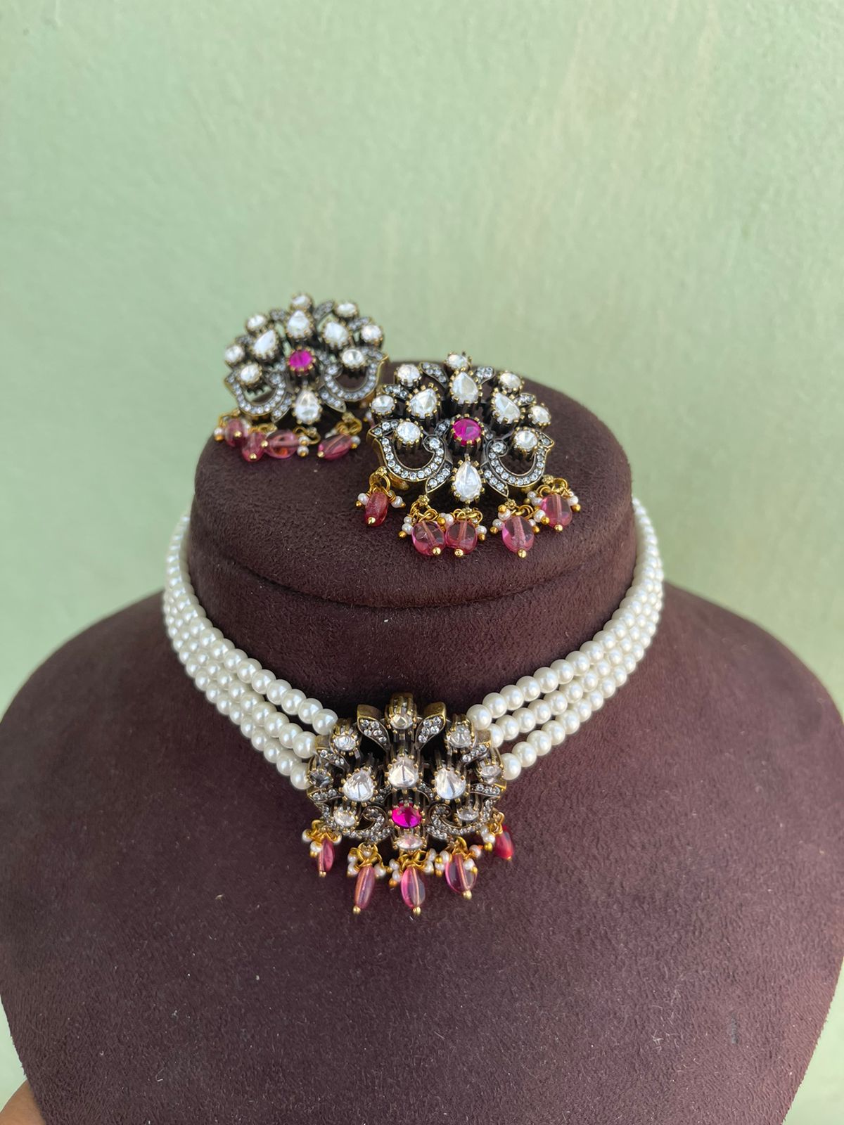 Mrunal thakur inspired moissanite choker