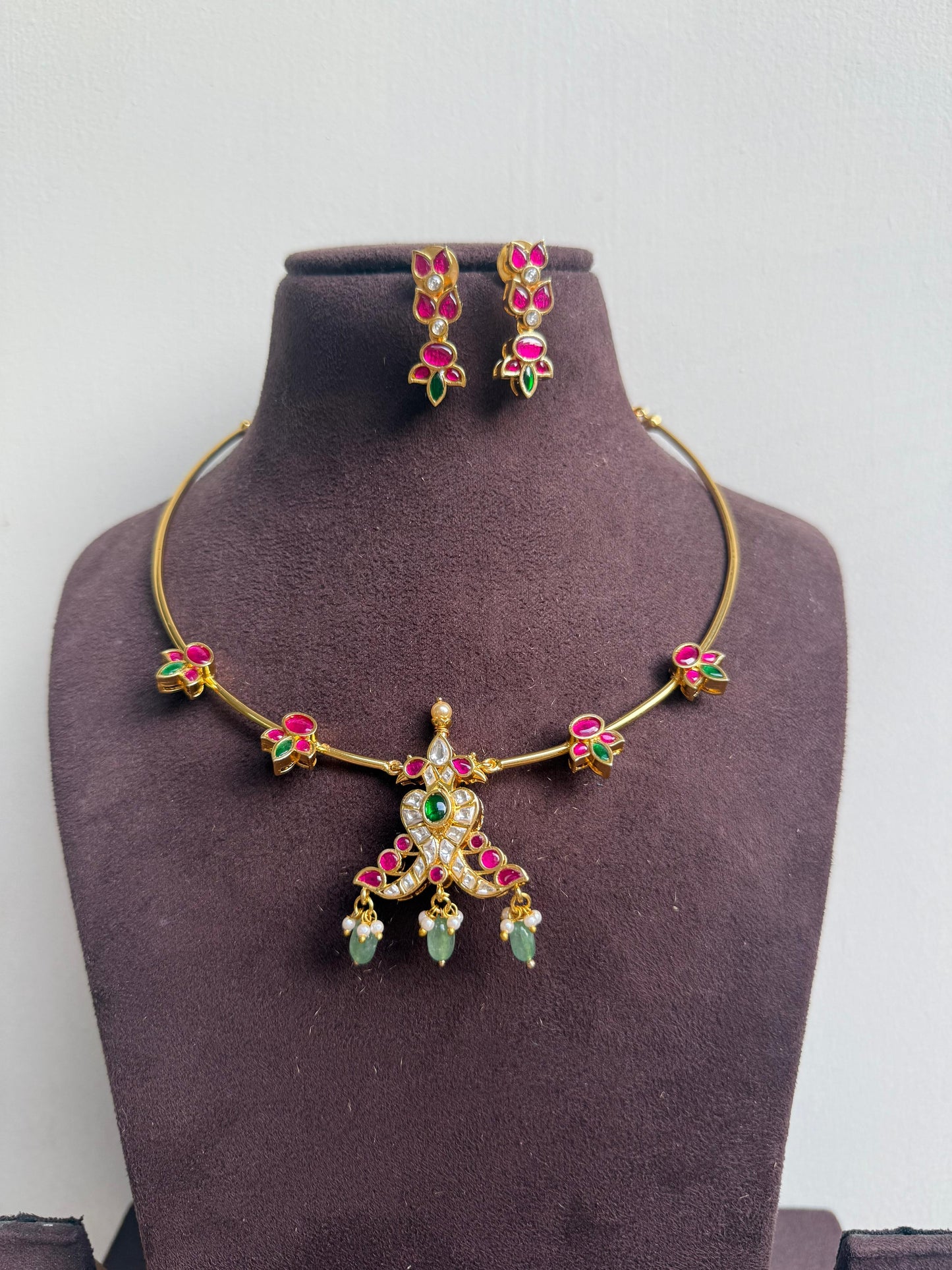 Real kundan kante necklace with lotus hangings 5