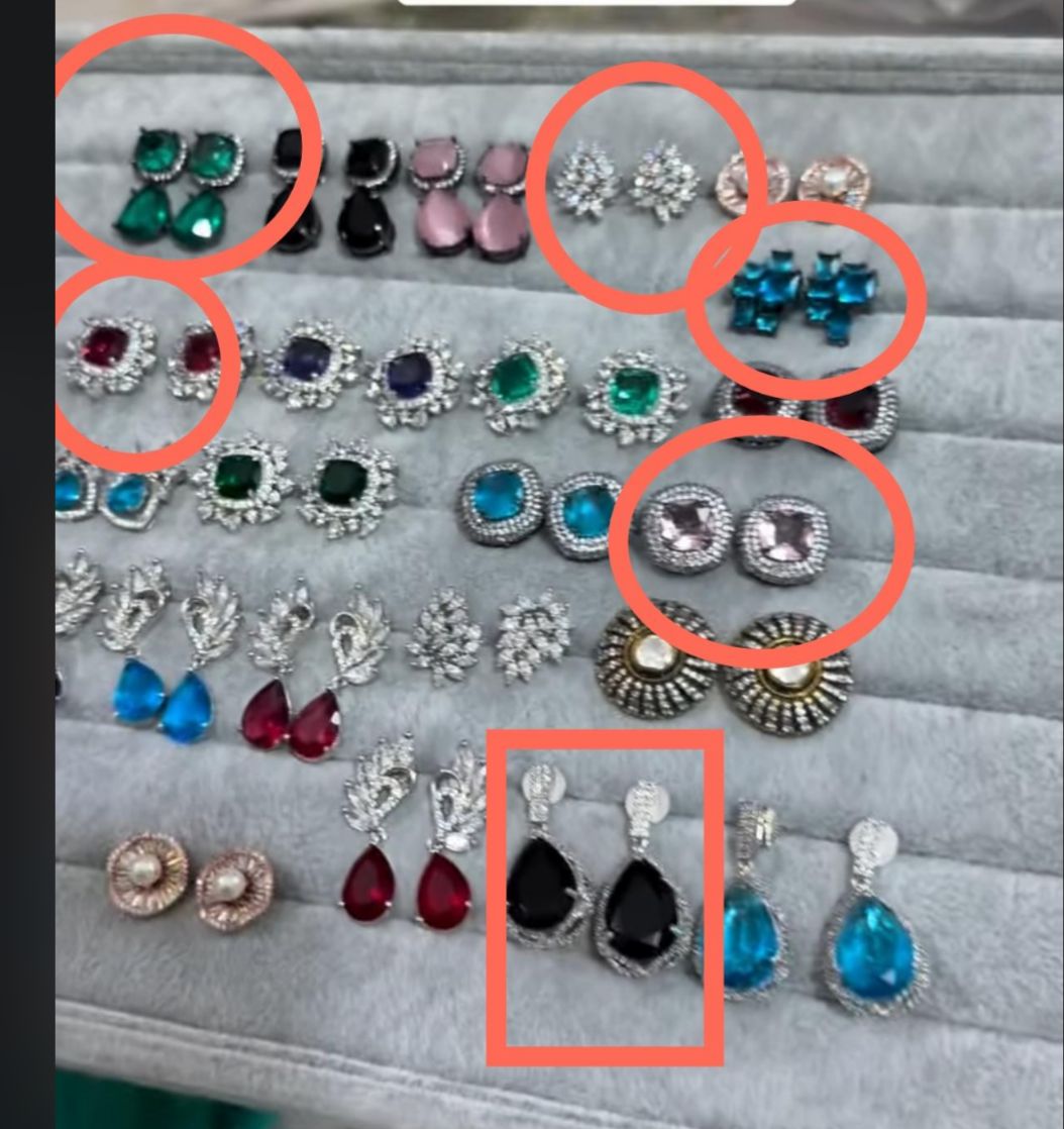 6 pairs of 499rs earrings