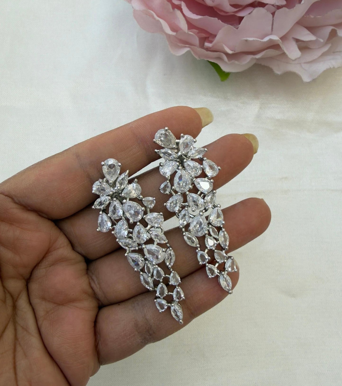 999 zircon stylish earrings