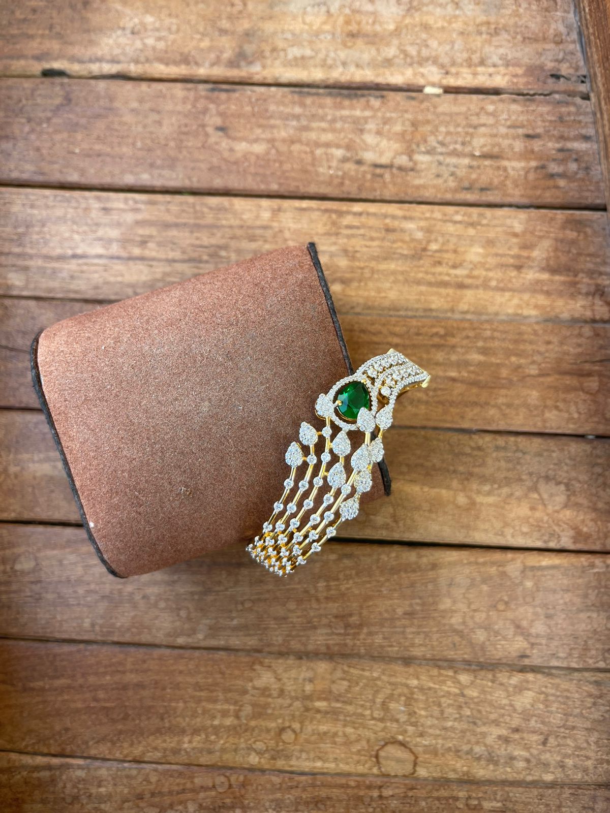 Full of leaf diamond finish bracelet - Alluring Accessories