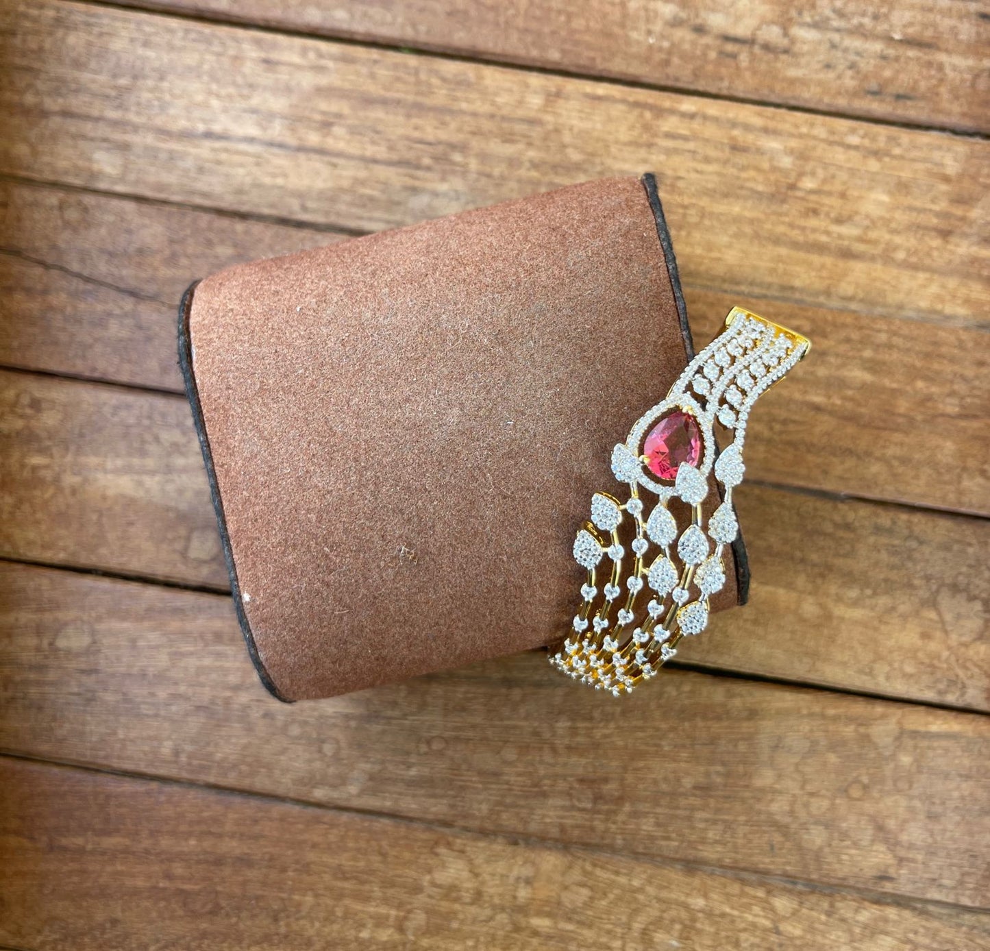 Full of leaf diamond finish bracelet - Alluring Accessories