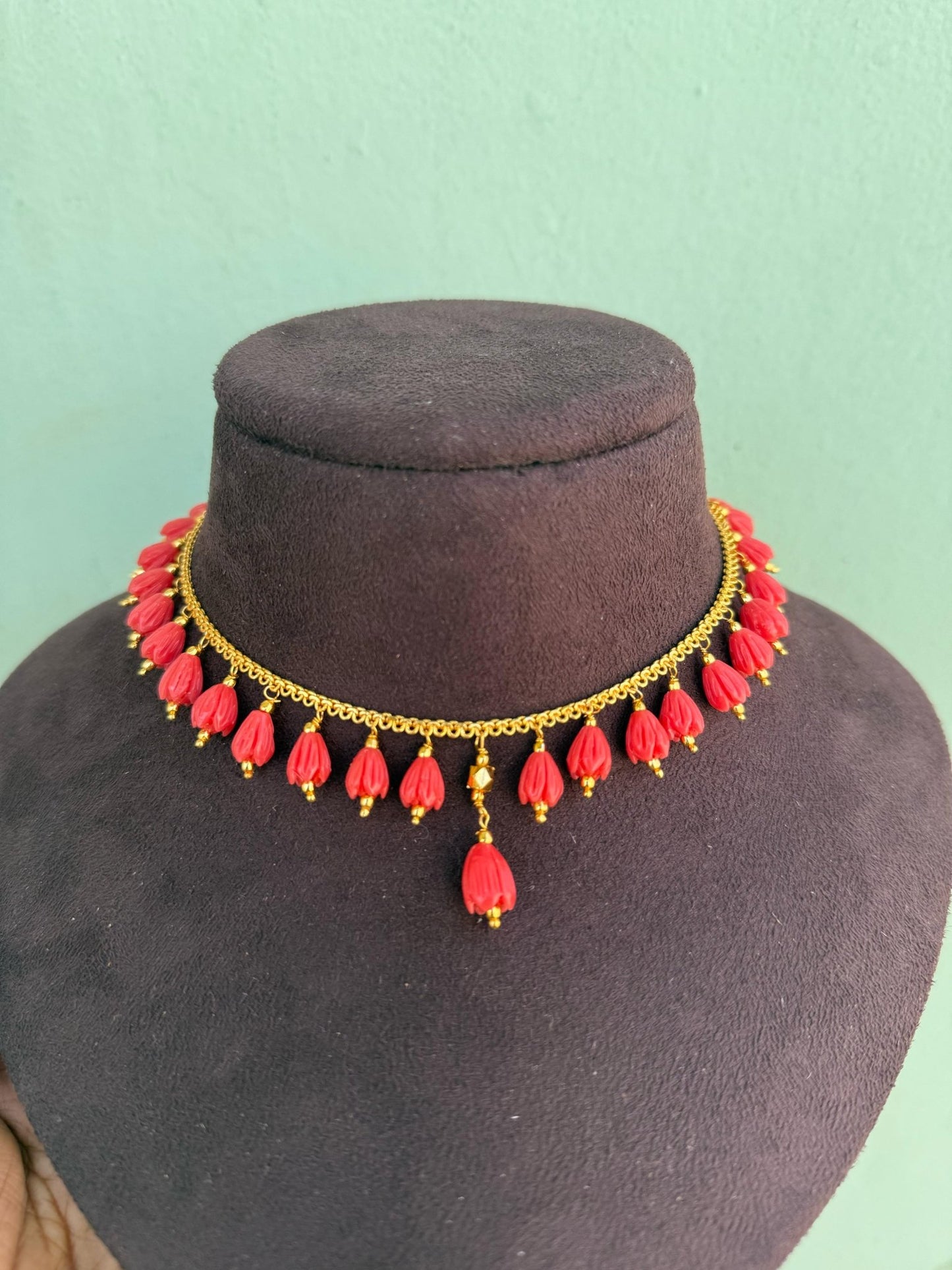 Full of tulip necklace - Alluring Accessories