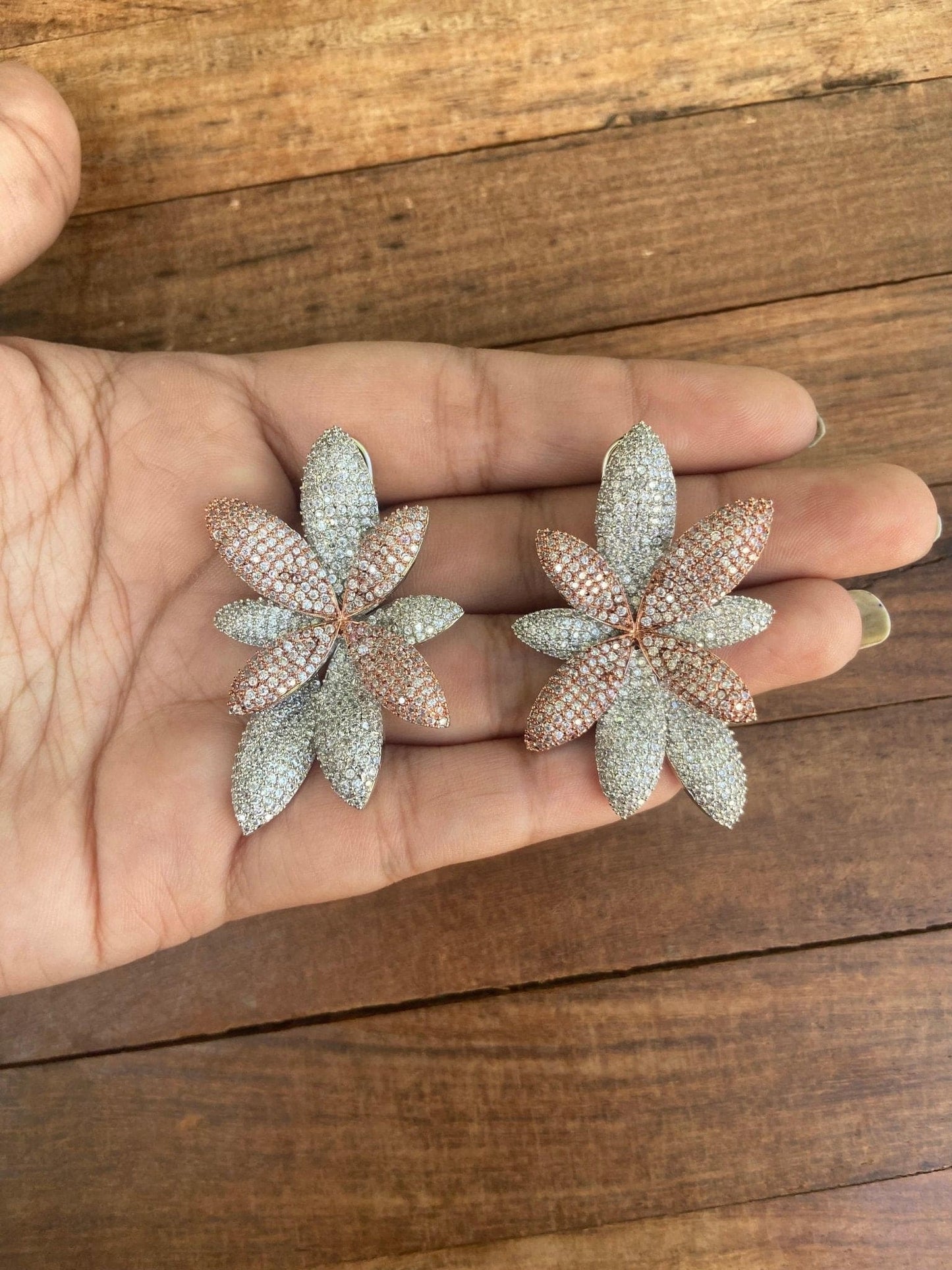 Nine petal zircon studs - Alluring Accessories