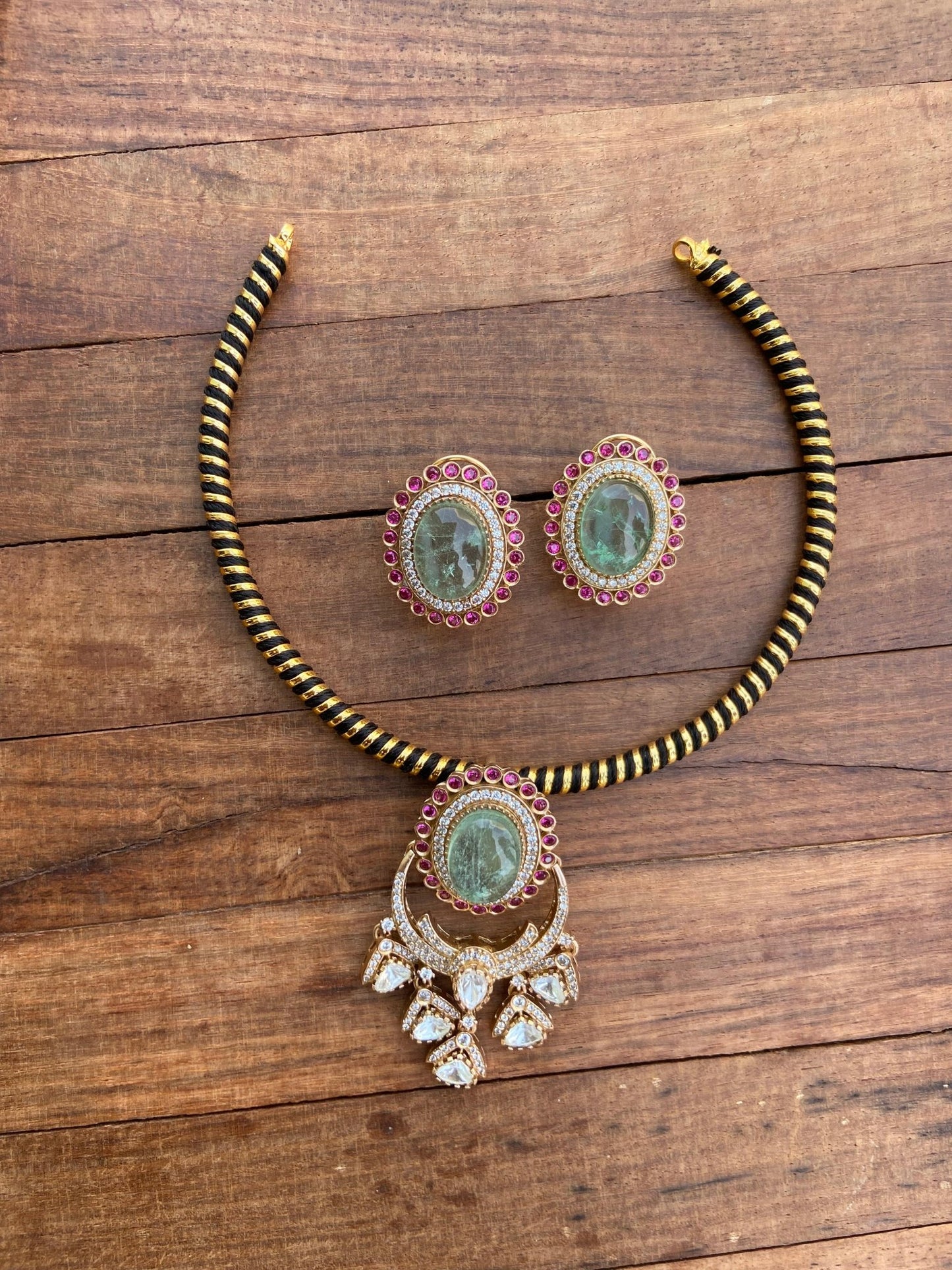 Oval moissanite real Kundan statement locket combo with earrings and Hasli - Alluring Accessories