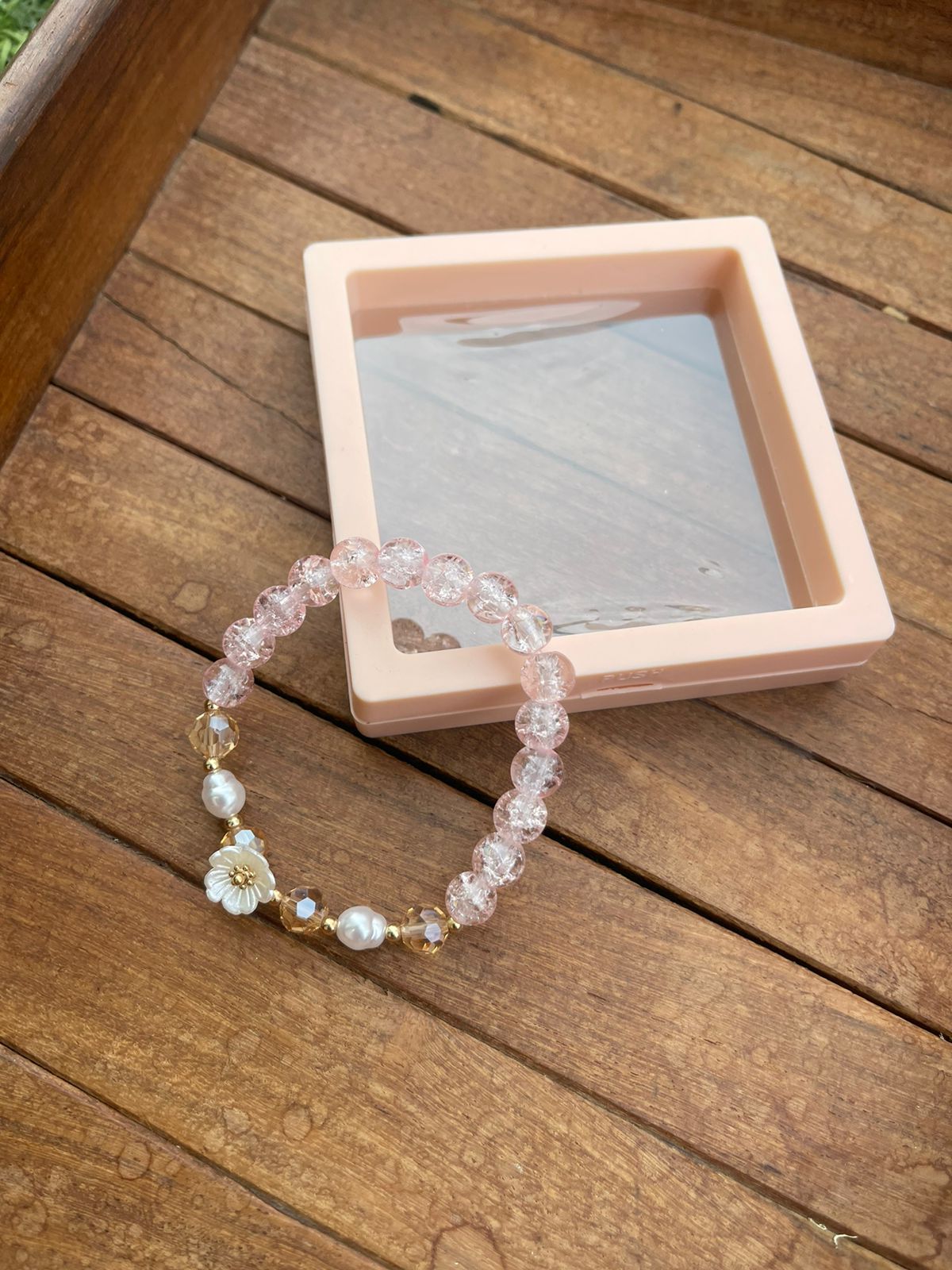 Pink gift pack ceramic flower pearl adjustable bracelet - Alluring Accessories