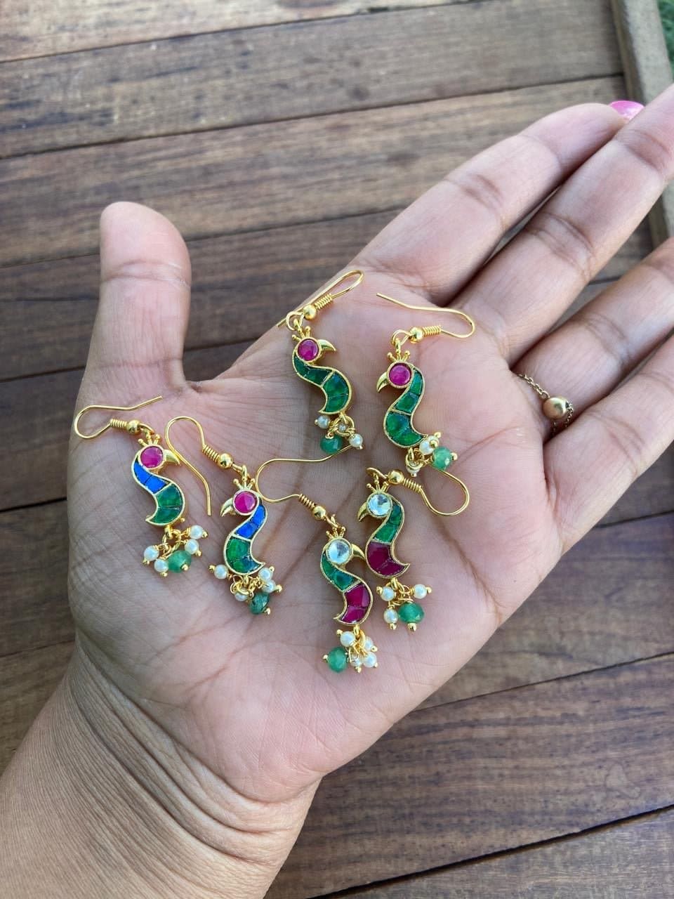 Real Kundan peacock hooks - Alluring Accessories