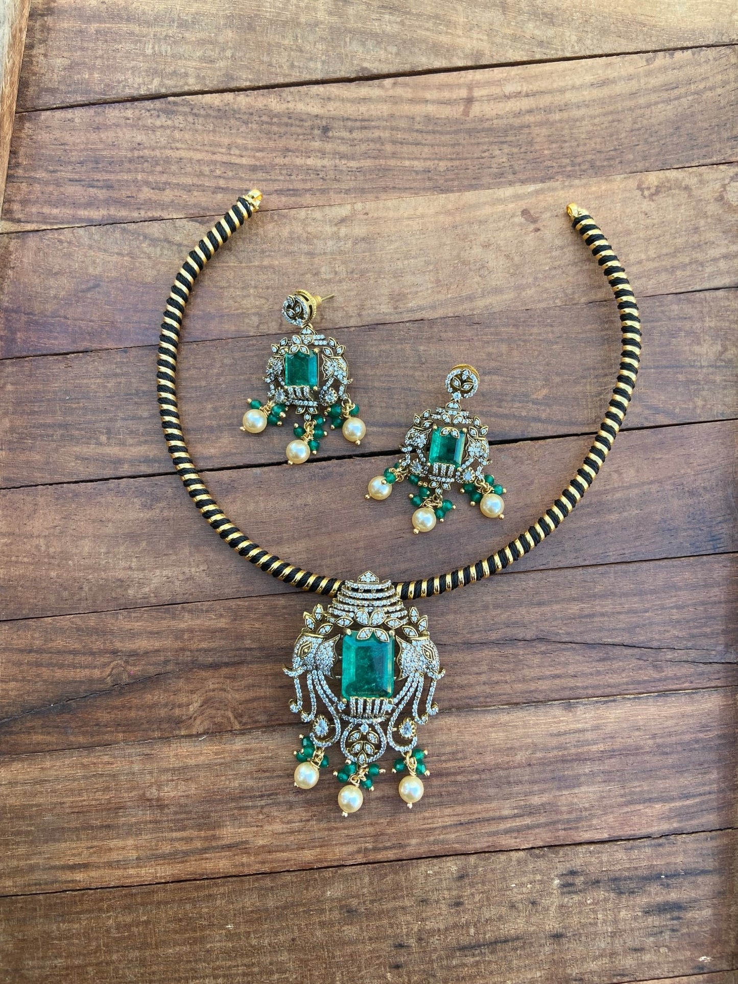 Unique sanku chakra dual elephant victorian locket with earrings - Alluring Accessories