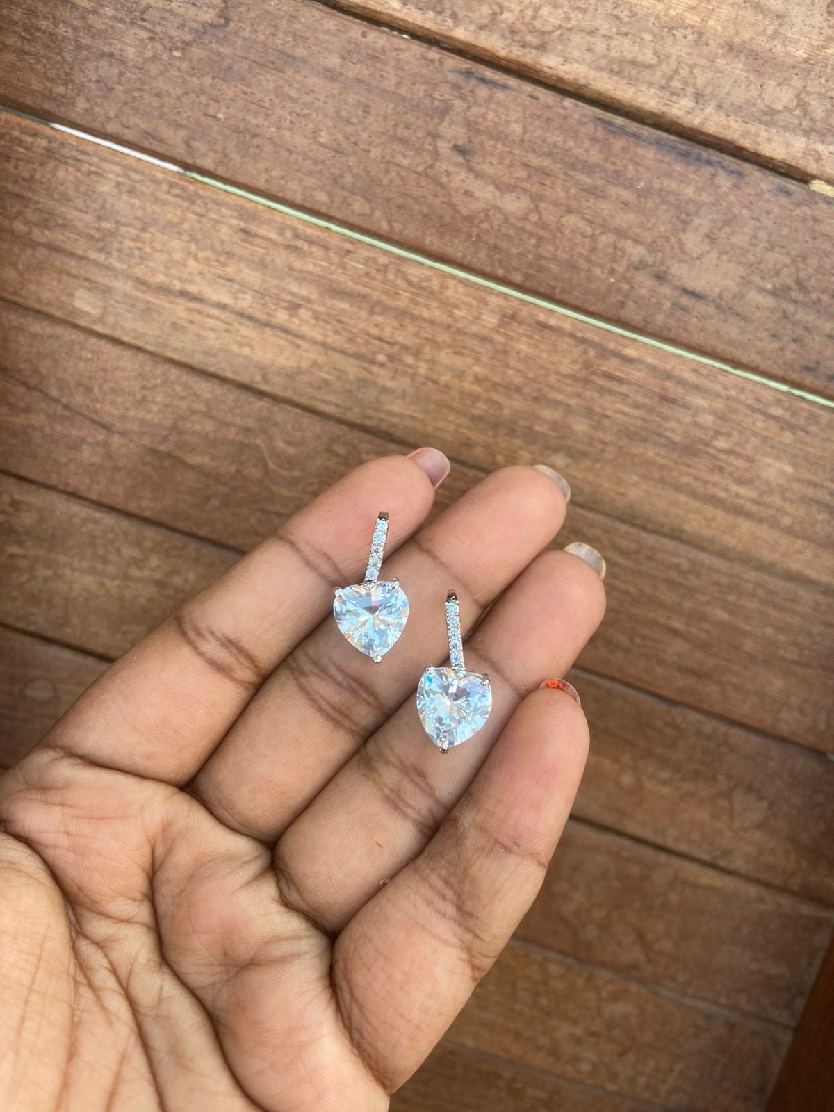 Zircon heart drops - Alluring Accessories