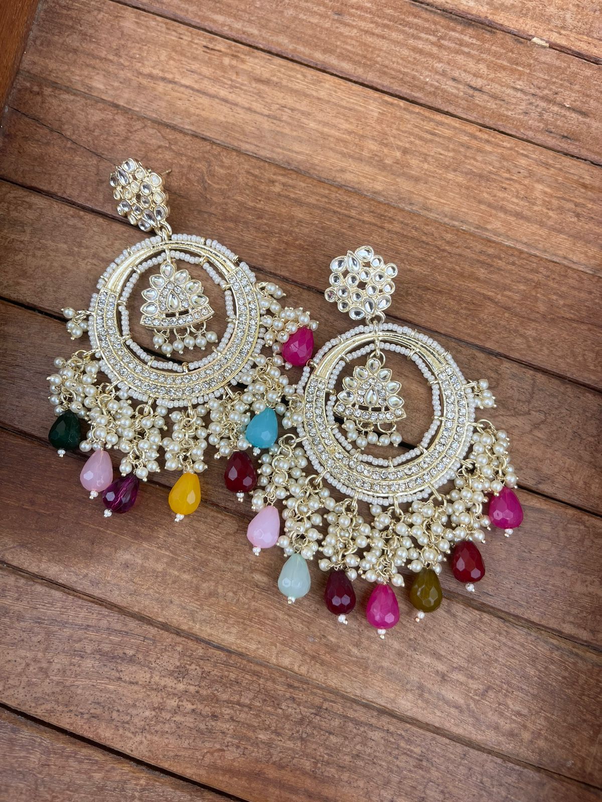 Round big size pearl chandbalis