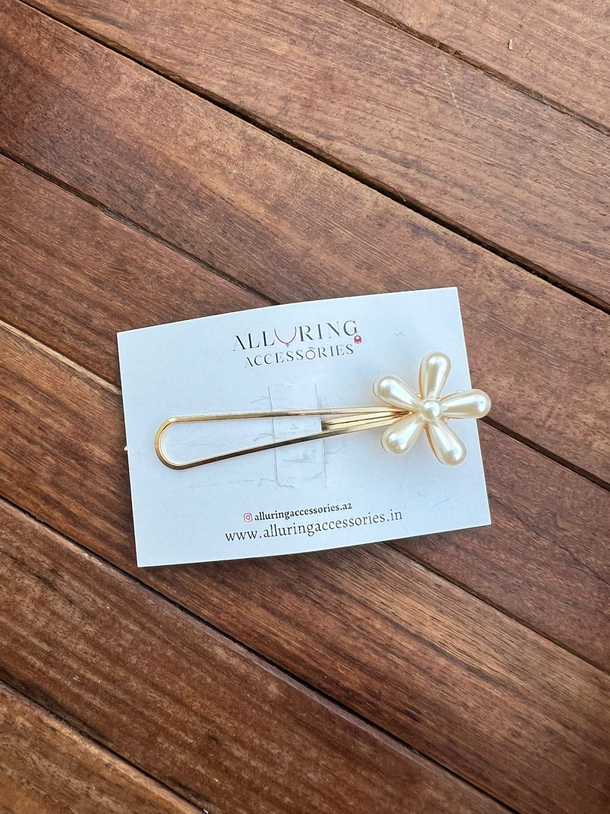 99 clip - Alluring Accessories