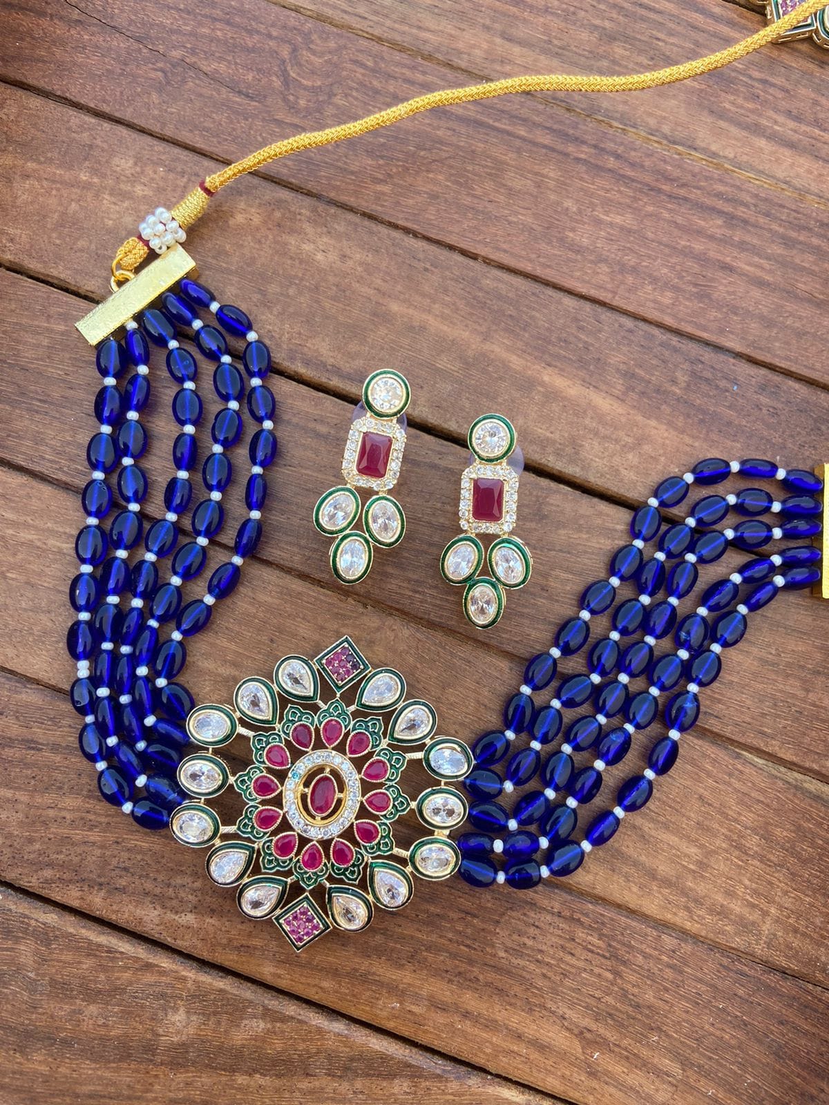 999 monalisa beads choker - Alluring Accessories