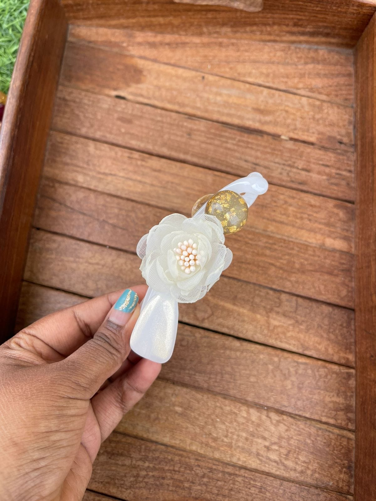 Flower kundan banana clip