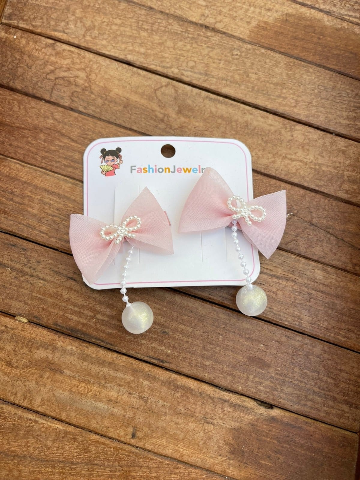 Bow ball hanging clip - Alluring Accessories