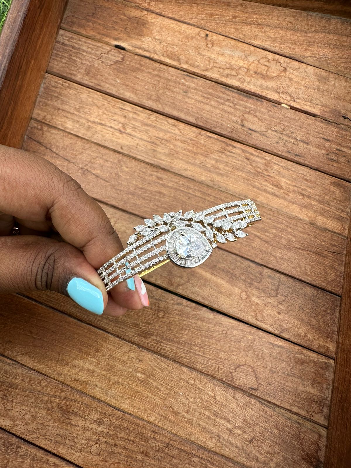 Diamond finish stone flower bracelet - Alluring Accessories