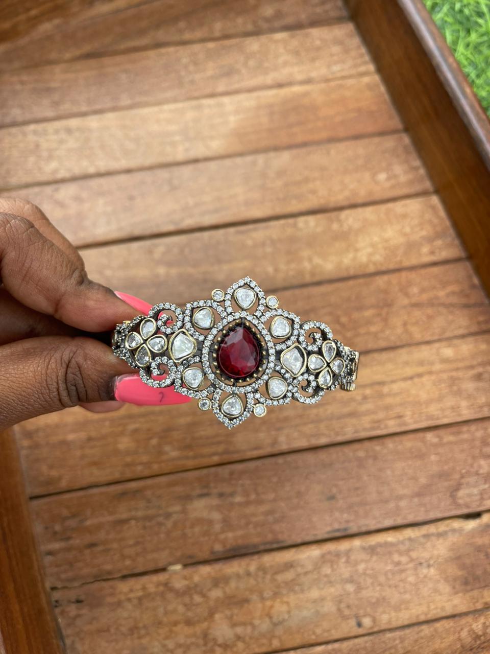 Moissanite Victorian pearl bracelet - Alluring Accessories