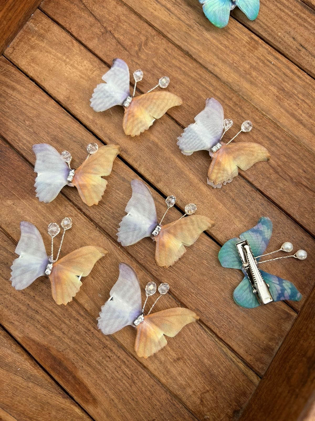 Pack of 6 butterfly hair accessory