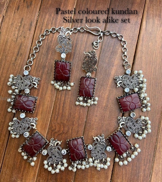 Pastel coloured kundan silver look alike set - Alluring Accessories