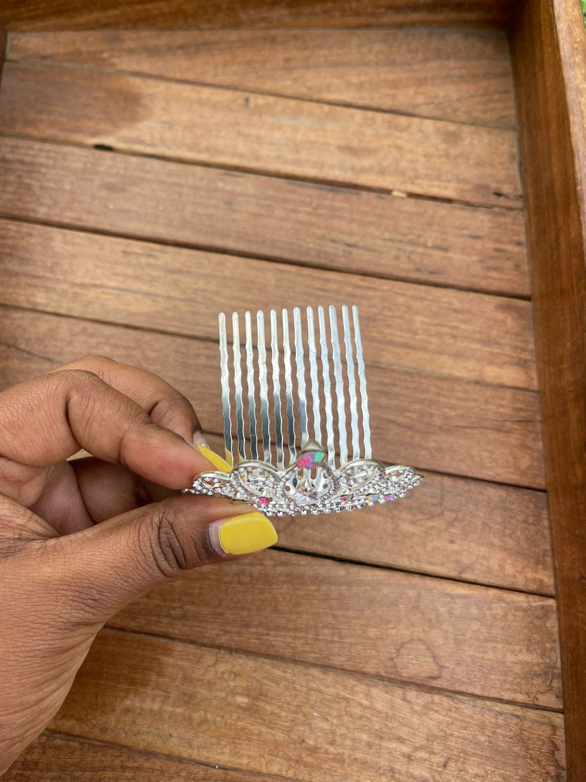 Princess crown clip - Alluring Accessories