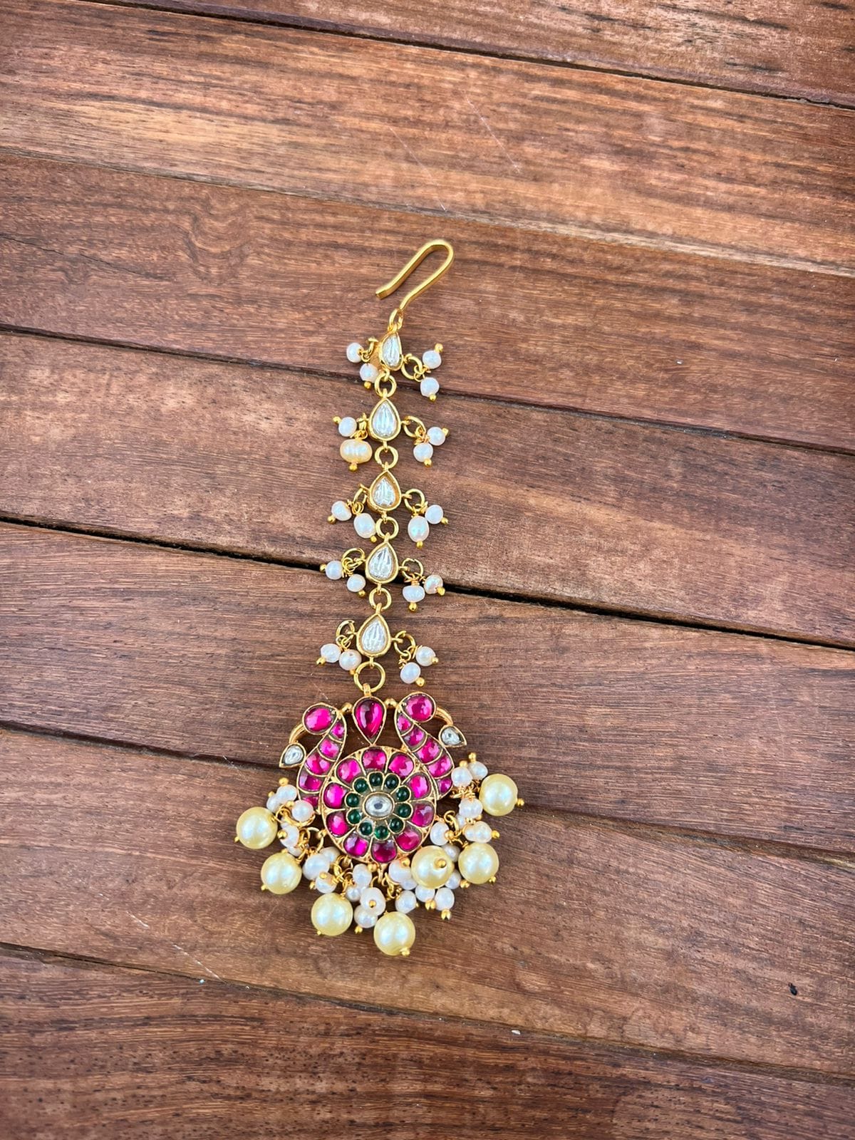 Real kemp white beads mangteeka papidi billa – Alluring Accessories