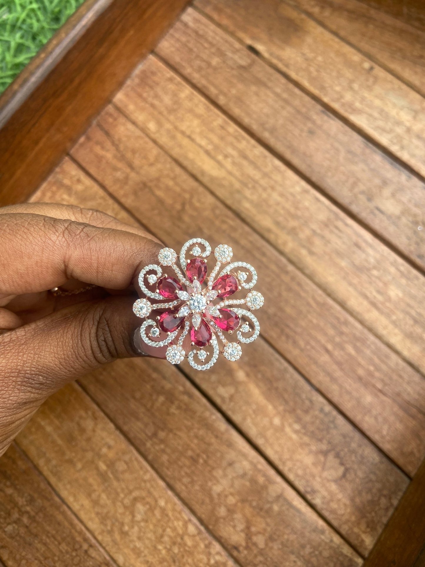 Rosegold adjustable zircon flower rings - Alluring Accessories