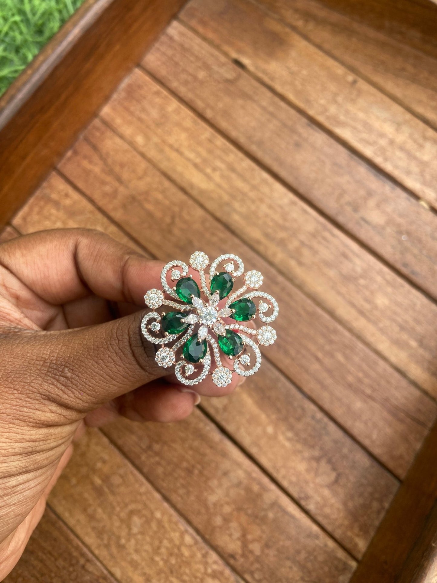 Rosegold adjustable zircon flower rings - Alluring Accessories