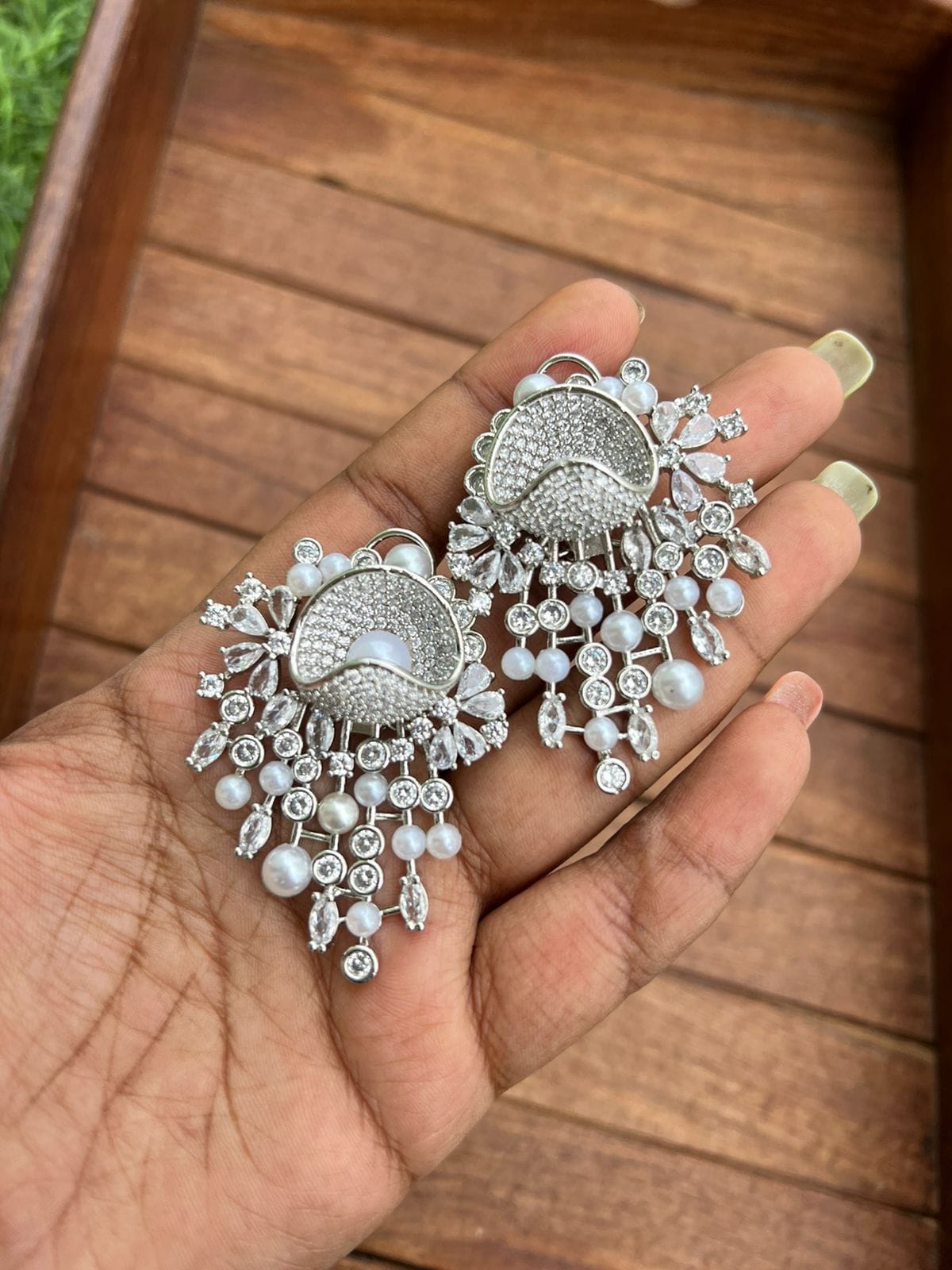 Shell Pearl Zircon Earrings