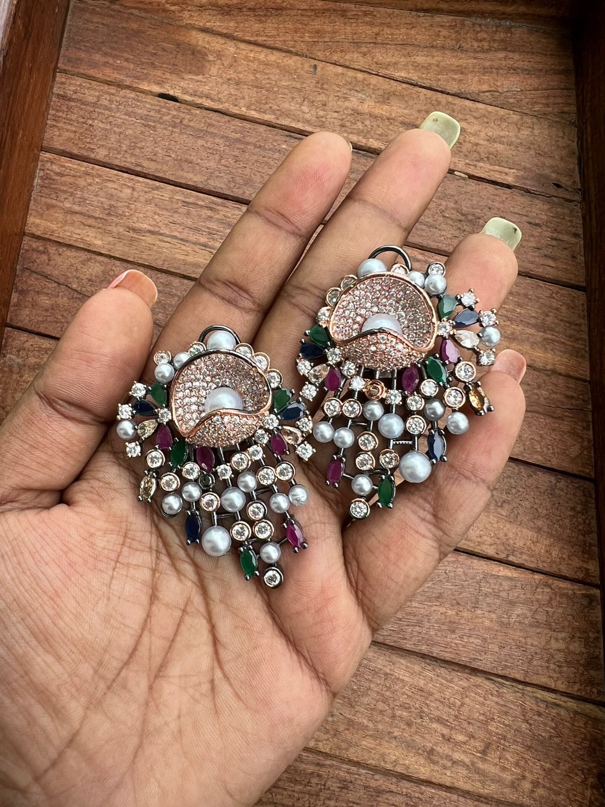 Shell Pearl Zircon Earrings