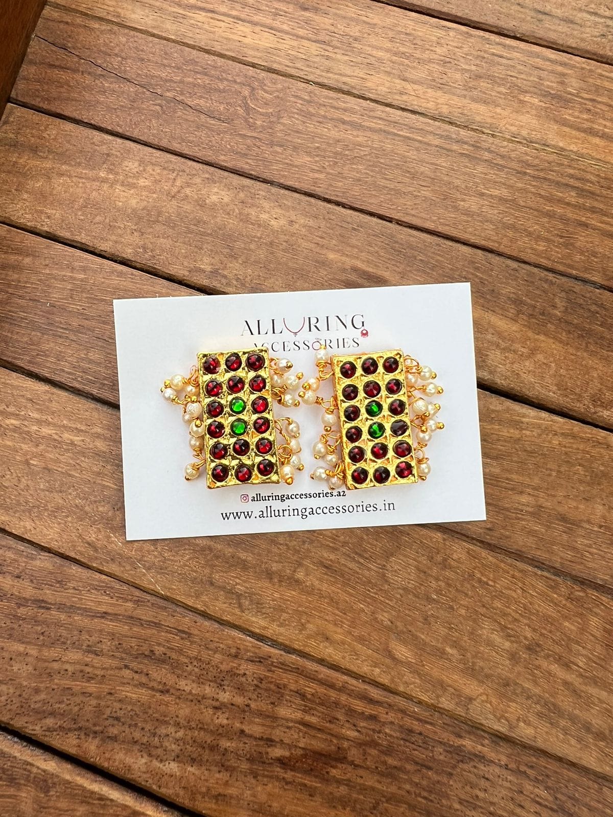 Statement Rectangle kemp earrings