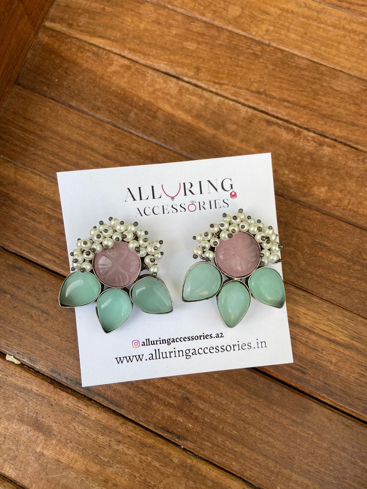 Three petal flower natural/druzy stone earrings